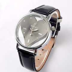 Women Vogue Watch Feminino Relogio Fashion Exquisite Peach Heart Design Watches Casual Leather Quartz WristWatch Female Relojes