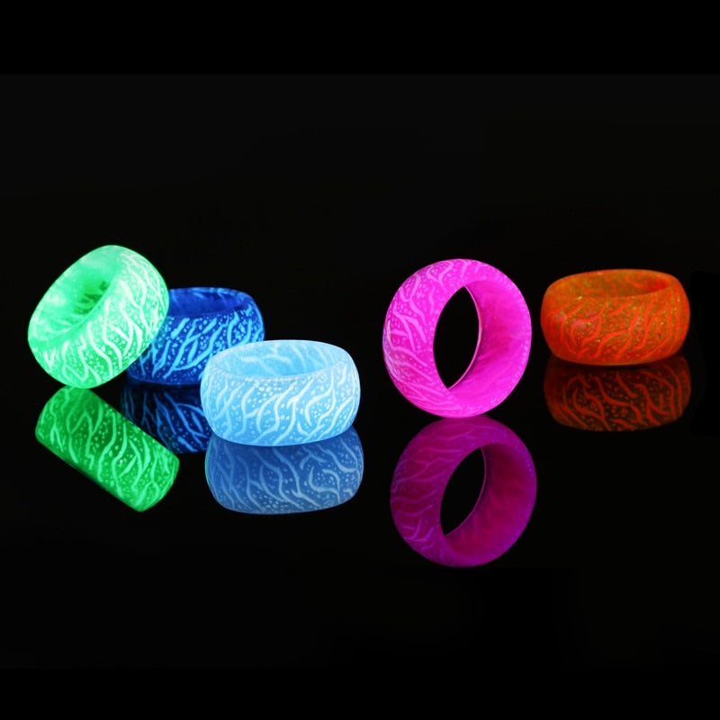 Love Glow Ring - Luminous Unisex Jewelry for Nightlife & Special Events
