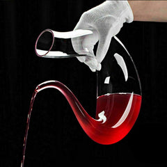 Jeeper's Keepers Crystal U-Shaped Wine Decanter - 1500ml Elegant Design