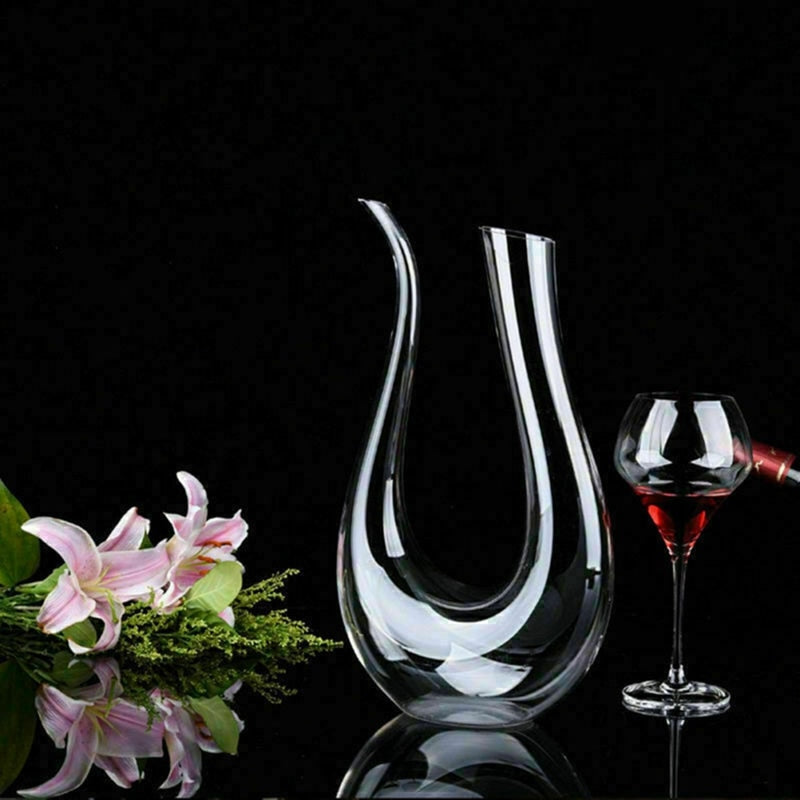 Jeeper's Keepers Crystal U-Shaped Wine Decanter - 1500ml Elegant Design