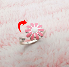 Jeepers Keepers Daisy Adjustable Ring for Unique Style Daisy 5 Resizable